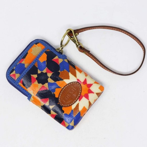 Fossil Handbags - Fossil Key-Per Carry All Floral Wristlet Wallet